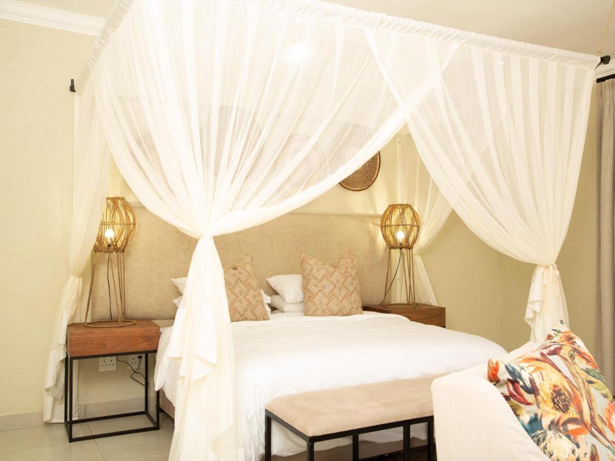 Pumbaa Wildlife Park & Accommodation Mbombela Exterior photo